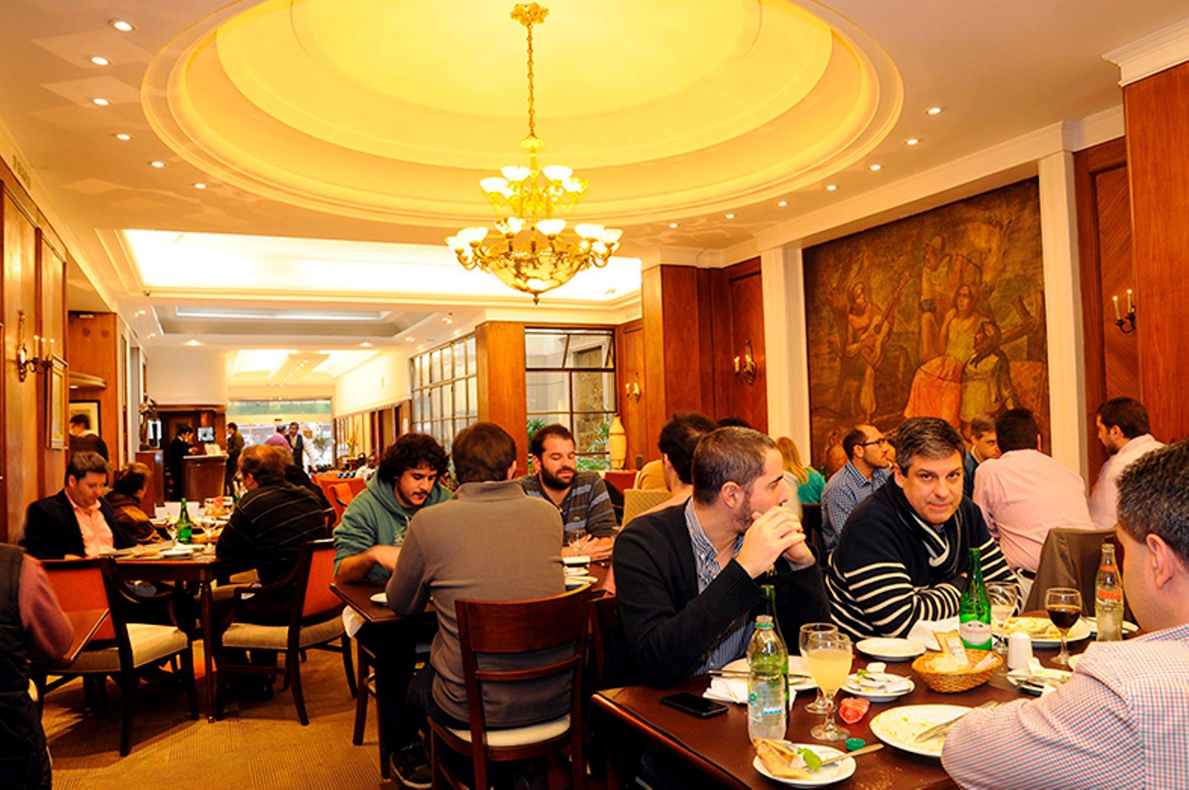 Dora Hotel Буенос Айрес Екстериор снимка