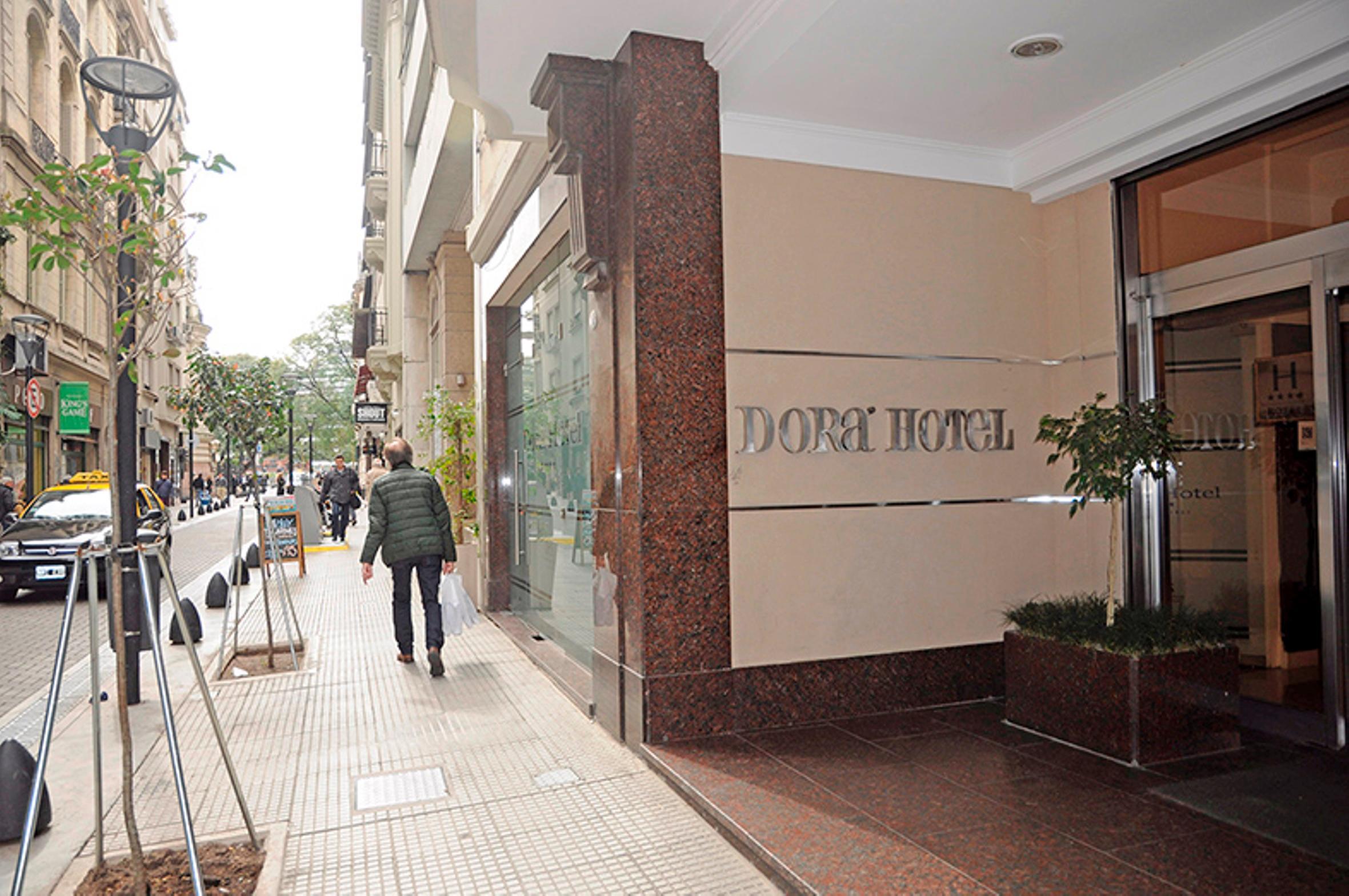 Dora Hotel Буенос Айрес Екстериор снимка